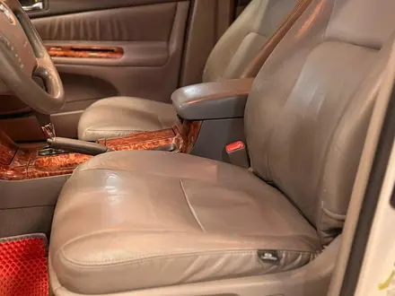 Toyota Camry 2005 года за 5 000 000 тг. в Астана – фото 15
