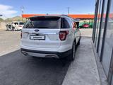 Ford Explorer 2018 года за 14 500 000 тг. в Шымкент – фото 4
