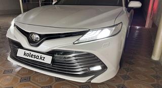 Toyota Camry 2018 года за 16 200 000 тг. в Шымкент