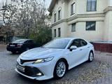 Toyota Camry 2018 года за 16 100 000 тг. в Шымкент – фото 5