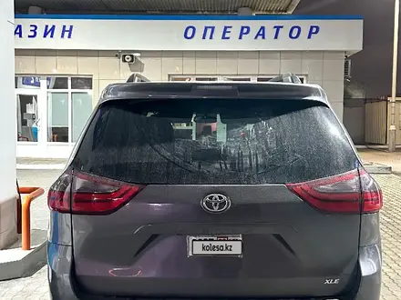 Toyota Sienna 2015 года за 9 500 000 тг. в Актау – фото 4