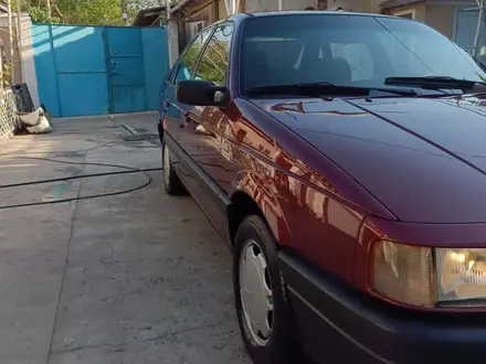 Volkswagen Passat 1993 года за 1 600 000 тг. в Шымкент – фото 10
