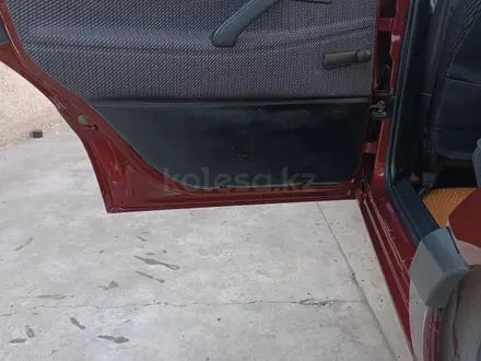 Volkswagen Passat 1993 года за 1 600 000 тг. в Шымкент – фото 4