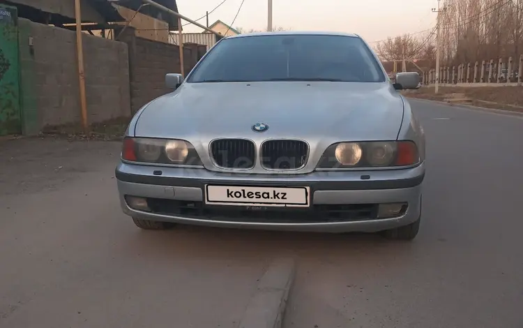 BMW 528 1998 года за 2 700 000 тг. в Алматы