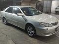 Toyota Camry 2005 года за 5 800 000 тг. в Шымкент – фото 2