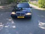 Mercedes-Benz C 180 1993 года за 1 500 000 тг. в Караганда