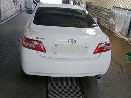 Toyota Camry 2007 года за 6 000 000 тг. в Павлодар – фото 2