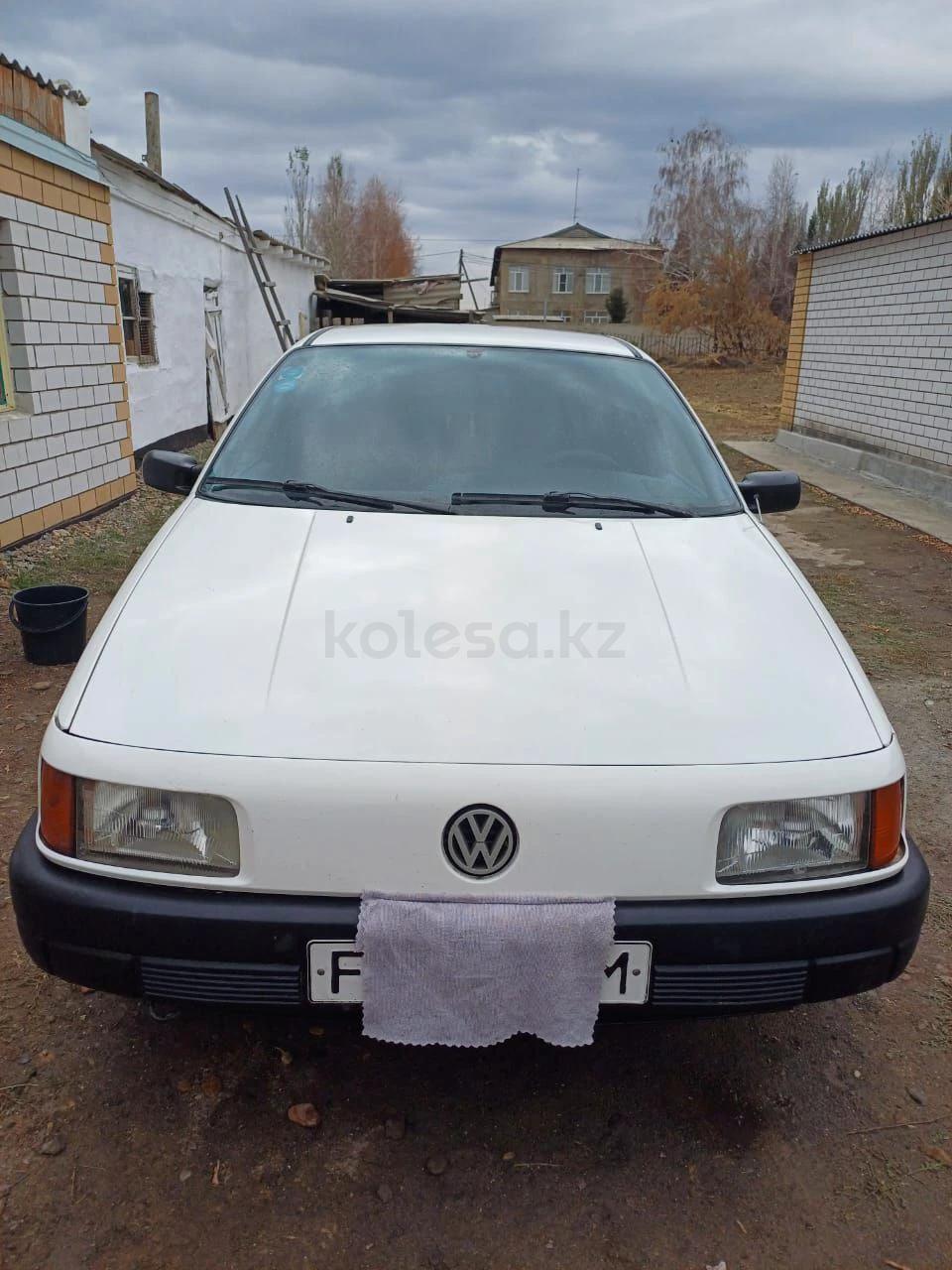 Volkswagen Passat 1992 г.