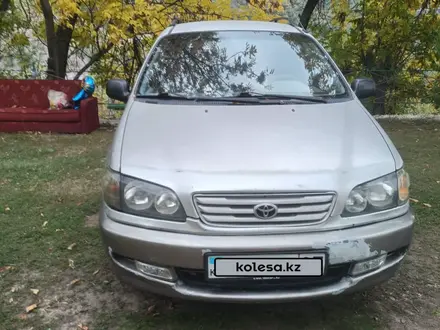 Toyota Picnic 1996 года за 3 000 000 тг. в Алматы