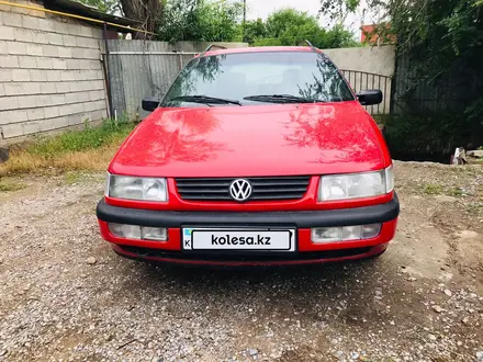 Volkswagen Passat 1995 года за 2 100 000 тг. в Шымкент – фото 2