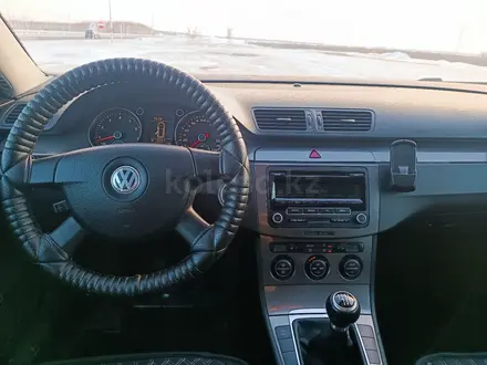 Volkswagen Passat 2009 года за 4 100 000 тг. в Астана – фото 5