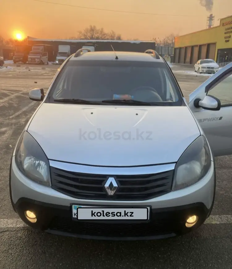 Renault Sandero Stepway, 2012