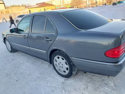 Mercedes-Benz E 200 1997 года за 2 750 000 тг. в Атбасар