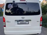 Toyota Hiace 2016 года за 13 200 000 тг. в Алматы – фото 3