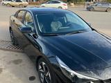 Hyundai Elantra 2023 года за 10 750 000 тг. в Уральск