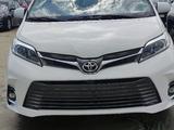 Toyota Sienna 2017 годаүшін6 500 000 тг. в Актобе