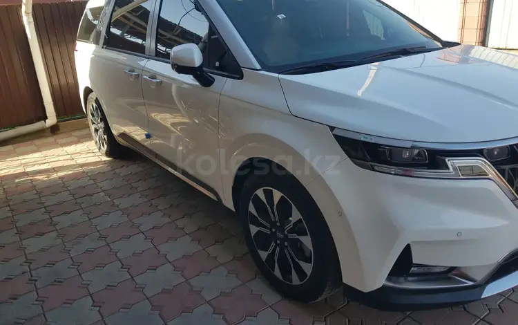 Kia Carnival 2022 года за 23 990 000 тг. в Алматы