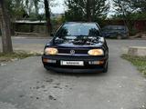 Volkswagen Golf 1994 года за 1 800 000 тг. в Алматы – фото 2