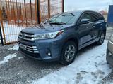 Toyota Highlander 2017 годаүшін13 500 000 тг. в Астана