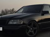 Mercedes-Benz C 200 1997 годаүшін2 500 000 тг. в Жанаозен – фото 3