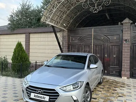 Hyundai Elantra 2018 года за 7 800 000 тг. в Шымкент