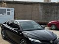 Toyota Camry 2019 года за 16 900 000 тг. в Астана – фото 2