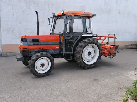 Kubota  GL-Series 2008 года за 9 000 000 тг. в Алматы