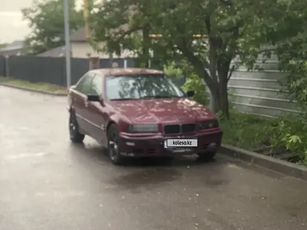 BMW 318 1984 года за 750 000 тг. в Алматы – фото 2