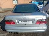 Mercedes-Benz E 320 2001 годаfor3 500 000 тг. в Алматы – фото 4