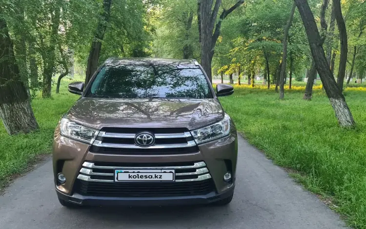 Toyota Highlander 2019 годаүшін20 700 000 тг. в Алматы