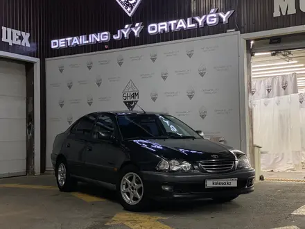 Toyota Avensis 1999 года за 2 000 000 тг. в Атырау