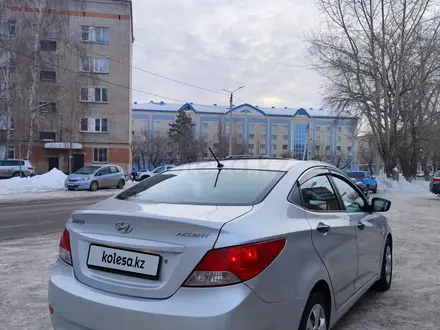 Hyundai Accent 2014 года за 3 800 000 тг. в Петропавловск – фото 2