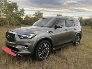 Infiniti QX80