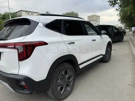 Kia Seltos 2023 года за 9 000 000 тг. в Актобе – фото 4