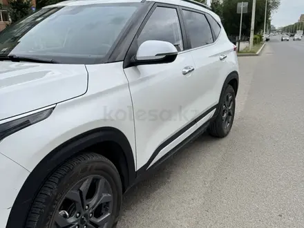 Kia Seltos 2023 года за 9 000 000 тг. в Актобе – фото 5
