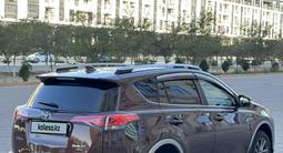 Toyota RAV4 2017 года за 9 200 000 тг. в Актау – фото 4