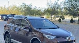 Toyota RAV4 2017 года за 9 200 000 тг. в Актау – фото 3