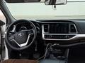 Toyota Highlander 2017 года за 10 600 000 тг. в Жанаозен – фото 16