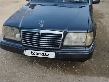 Mercedes-Benz E 220 1993 года за 1 600 000 тг. в Шиели