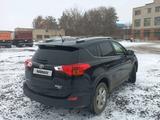 Toyota RAV4 2013 года за 10 800 000 тг. в Актобе – фото 3