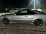 Mercedes-Benz CLK 230 2000 года за 3 000 000 тг. в Актобе