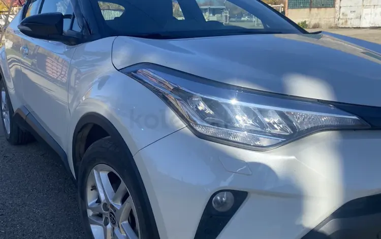 Toyota C-HR 2019 года за 12 300 000 тг. в Усть-Каменогорск
