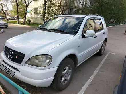 Mercedes-Benz ML 320 1999 года за 3 750 000 тг. в Костанай – фото 2