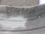 Подкрылок задний правый Lexus Esүшін20 000 тг. в Караганда – фото 2