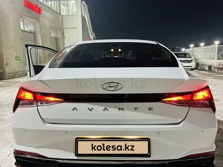 Hyundai Elantra 2021 года за 8 900 000 тг. в Алматы – фото 4