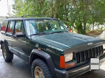 Jeep Cherokee 1994 года за 3 000 000 тг. в Шымкент