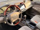 Toyota Camry 2003 года за 2 300 000 тг. в Алматы – фото 4
