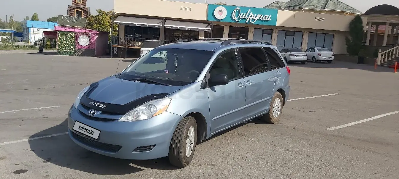 Toyota Sienna, 2008