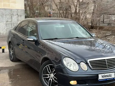 Mercedes-Benz E 240 2003 года за 4 780 000 тг. в Караганда – фото 3