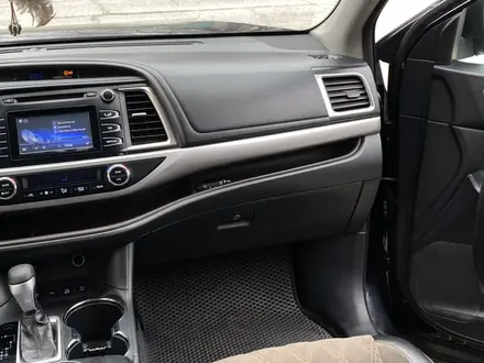 Toyota Highlander 2014 года за 17 000 000 тг. в Тараз – фото 15